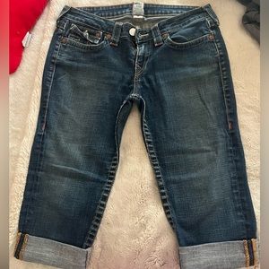 True Religion Capri Jeans! perfect for spring and summer🤍